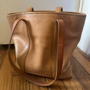 Vintage Coach Caramel Leather Purse